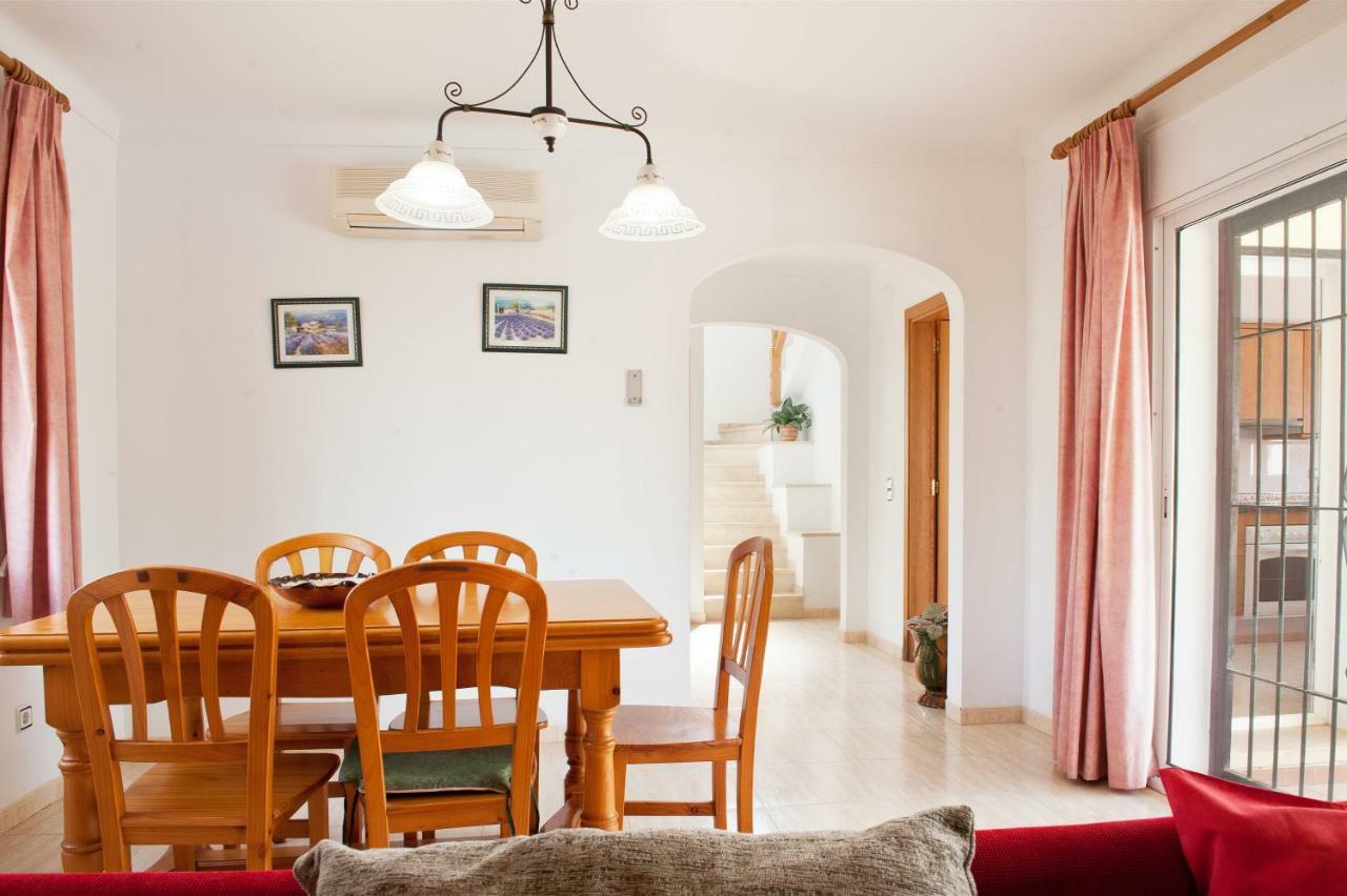 Lluna L' Escala Dış mekan fotoğraf