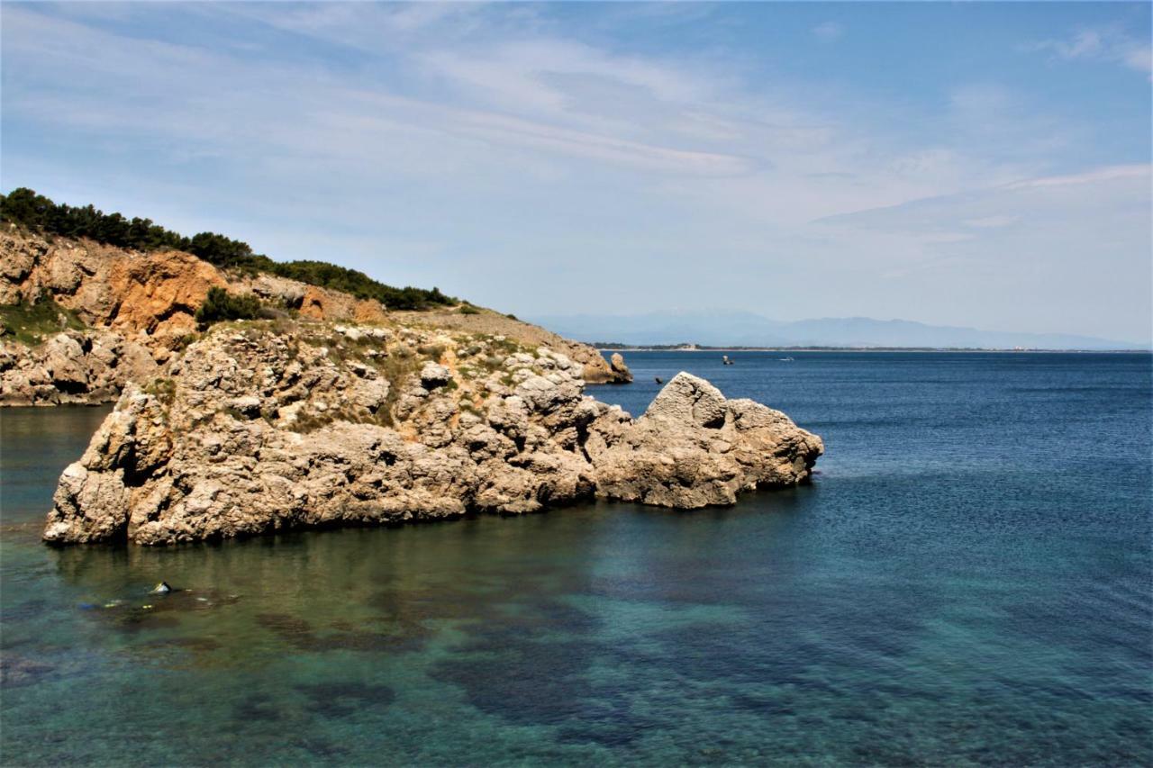 Lluna L' Escala Dış mekan fotoğraf